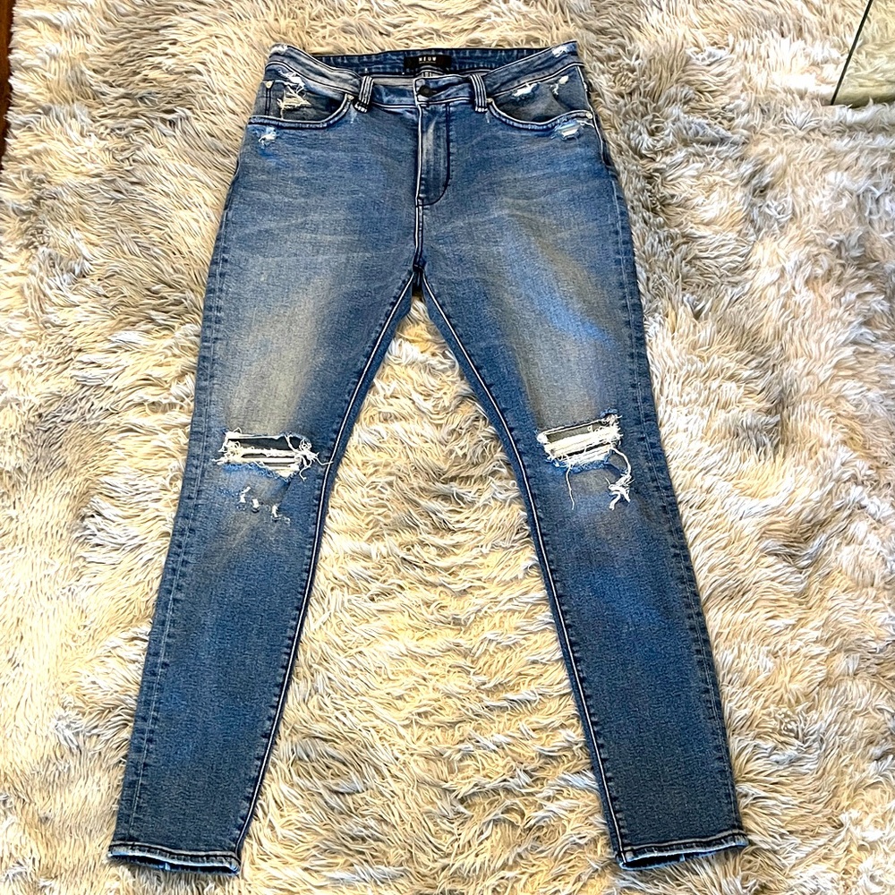 NEUW Rebel Skinny Distressed Jeans. Size 32 x 32